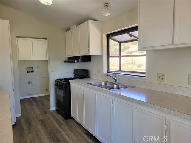 Detail Gallery Image 10 of 29 For 48980 Pinto Ct, Aguanga,  CA 92536 - 3 Beds | 2 Baths