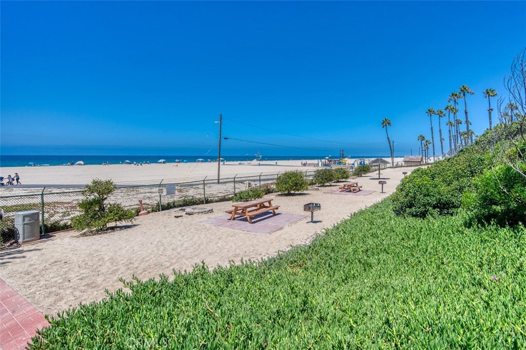 MLS #OC25238800 image #29