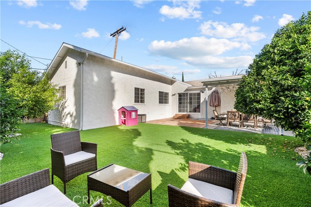 Detail Gallery Image 34 of 41 For 18019 Tiara, Encino,  CA 91316 - 4 Beds | 2 Baths