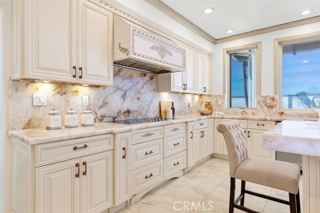 21221 Hillsdale, Huntington Beach CA: https://media.crmls.org/medias/31622778-7e8f-45e4-a4a1-7cf148ada748.jpg