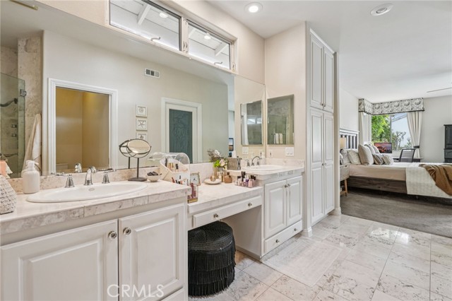 11272 Weatherby Road, Los Alamitos CA: https://media.crmls.org/medias/31623d7a-33f1-485a-add5-6baf4438685d.jpg