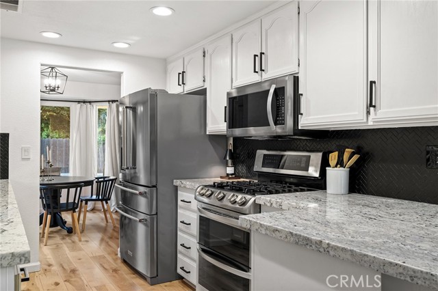 13 Noyo Court, Chico CA: https://media.crmls.org/medias/3162c851-3cb9-43e6-b108-43c8a1ad0cc9.jpg