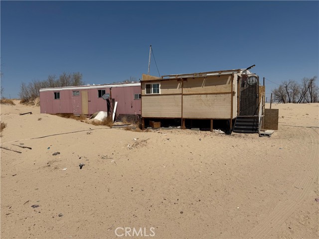 Detail Gallery Image 4 of 20 For 41455 Coventry, Newberry Springs,  CA 92365 - 3 Beds | 1 Baths