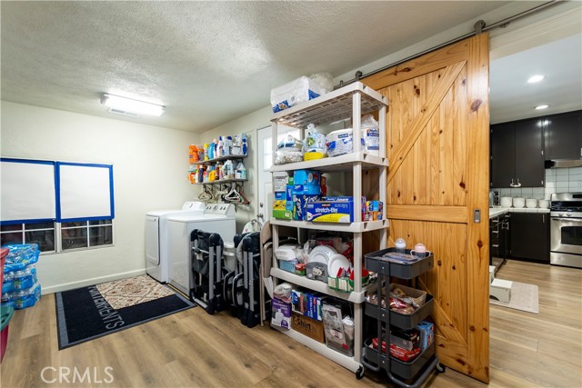 Detail Gallery Image 15 of 62 For 16040 Parthenia, North Hills,  CA 91343 - 2 Beds | 1/1 Baths