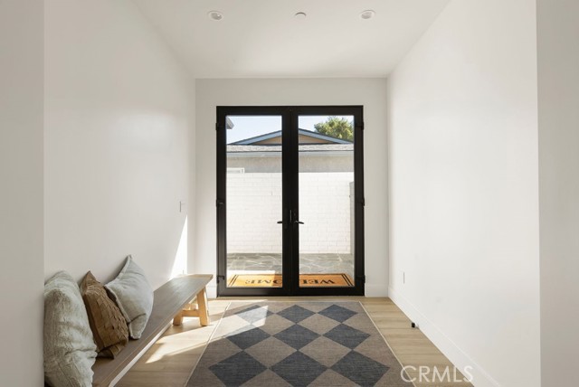 Detail Gallery Image 4 of 22 For 122 W Avenida De Los Lobos Marinos, San Clemente,  CA 92672 - 5 Beds | 4 Baths