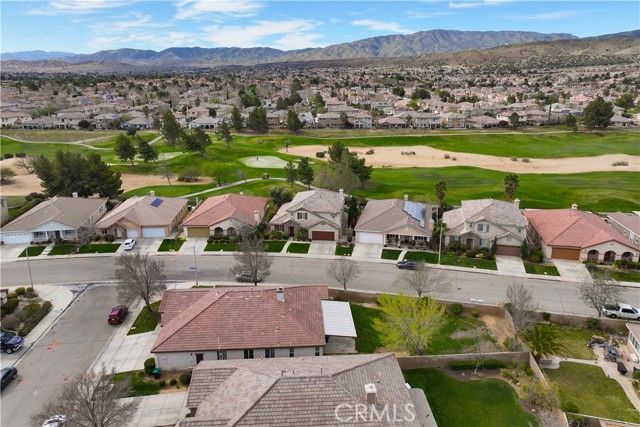 Detail Gallery Image 7 of 55 For 40729 Oakmont Ct, Palmdale,  CA 93551 - 4 Beds | 3 Baths