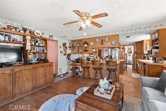 3485 Palisades Street, Chino Hills CA: https://media.crmls.org/medias/31646abb-10c9-41bf-bf2e-cc16bff8148e.jpg