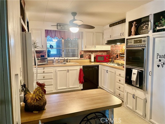 Detail Gallery Image 9 of 27 For 1901 Dayton Rd #114,  Chico,  CA 95928 - 2 Beds | 2 Baths