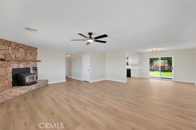 Detail Gallery Image 7 of 43 For 14499 Mirada Pl, Apple Valley,  CA 92307 - 4 Beds | 2 Baths