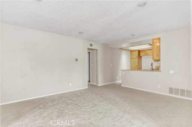 Detail Gallery Image 6 of 26 For 6348 Swallow, Ventura,  CA 93003 - 3 Beds | 2 Baths