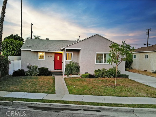 10909 Angell St, Norwalk, CA 90650