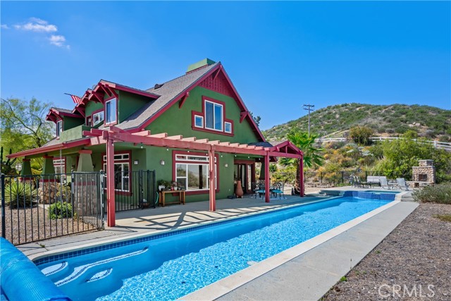 21475 Ridgedale Drive, Lake Mathews CA: https://media.crmls.org/medias/31667456-5413-4fa9-8be2-fc28769eb83e.jpg