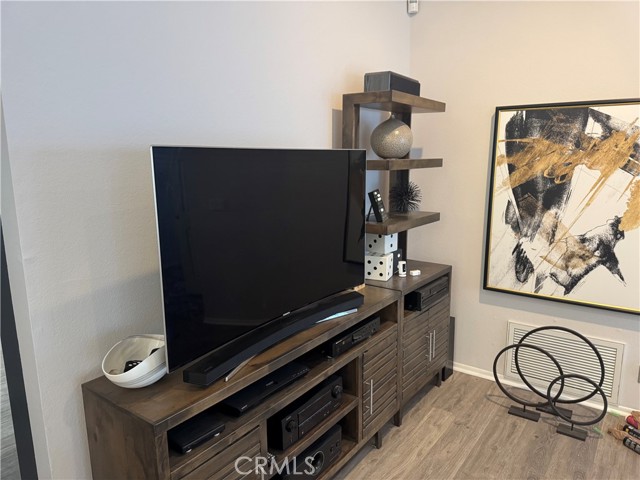 3067 Lamplighter Street, Simi Valley CA: https://media.crmls.org/medias/3167e59f-7c28-45fe-ade2-3565230fd9ce.jpg