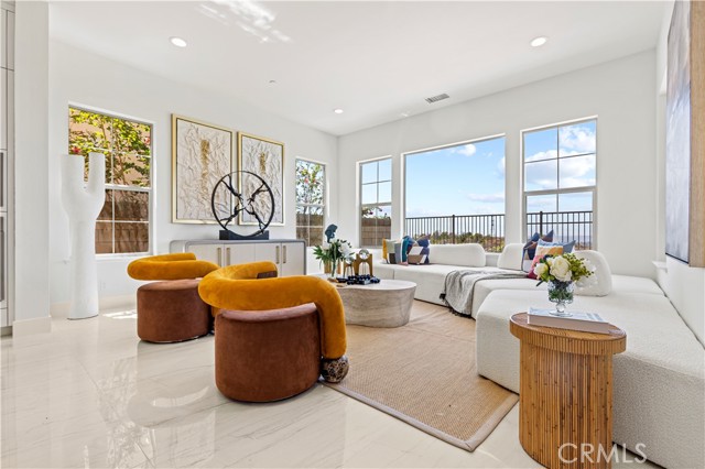 Detail Gallery Image 12 of 69 For 1186 Viejo Hills Dr, Lake Forest,  CA 92610 - 5 Beds | 5/1 Baths
