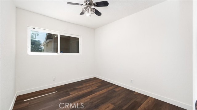 Detail Gallery Image 9 of 27 For 7070 Karen Ln, Jurupa Valley,  CA 92509 - 4 Beds | 2 Baths