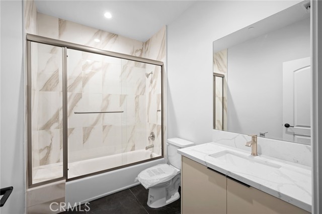Detail Gallery Image 25 of 36 For 357 Harvey Dr #103,  Glendale,  CA 91206 - 3 Beds | 2/1 Baths