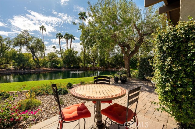 345 Bouquet Canyon Drive, Palm Desert, CA 92211