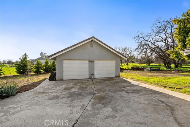 Detail Gallery Image 30 of 54 For 39500 Millwood #C,  Woodlake,  CA 93286 - 3 Beds | 2 Baths