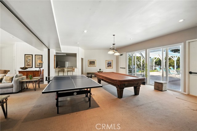 18221 Andrea N Circle, Northridge CA: https://media.crmls.org/medias/316b76e9-434c-45a5-8b2b-3dde6fcd6dc3.jpg