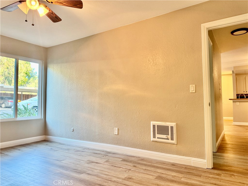 432 Edgehill - photo 13