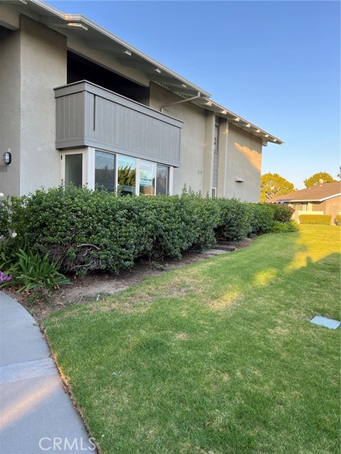 Detail Gallery Image 1 of 17 For 8777 Tulare Dr 411a,  Huntington Beach,  CA 92646 - 2 Beds | 2 Baths