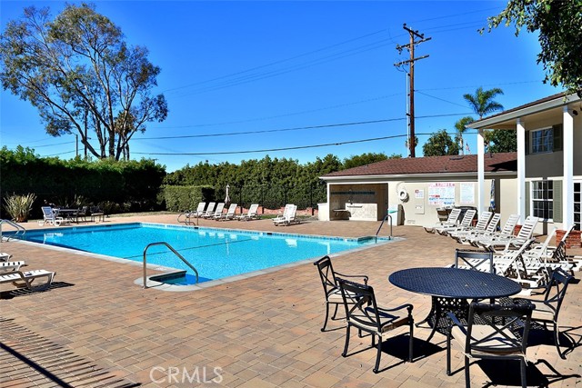 Detail Gallery Image 5 of 32 For 8162 Eastport Dr, Huntington Beach,  CA 92646 - 1 Beds | 1 Baths