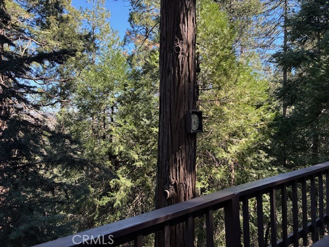 Detail Gallery Image 12 of 39 For 23992 Lakeview Dr., Crestline,  CA 92325 - 3 Beds | 2 Baths