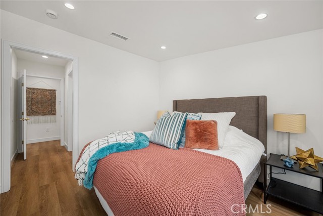 Detail Gallery Image 31 of 39 For 1271 Kenwood Rd 163l,  Seal Beach,  CA 90740 - 2 Beds | 1/1 Baths