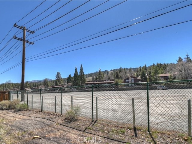 Detail Gallery Image 18 of 21 For 41711 Swizterland, Big Bear Lake,  CA 92315 - – Beds | – Baths