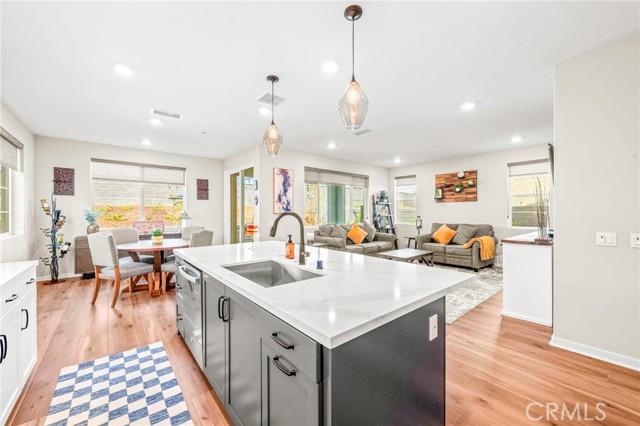 Detail Gallery Image 17 of 75 For 1281 Roots Way, Rancho Mission Viejo,  CA 92694 - 3 Beds | 2/1 Baths