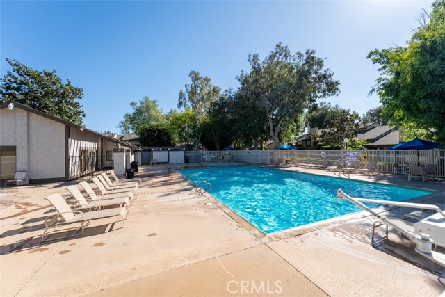 Detail Gallery Image 29 of 30 For 2502 N Tustin #C,  Santa Ana,  CA 92705 - 3 Beds | 2/1 Baths