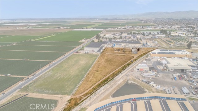 802 Hanson Way, Santa Maria CA: https://media.crmls.org/medias/3171a748-2366-4713-bee8-7a30d7f268a3.jpg