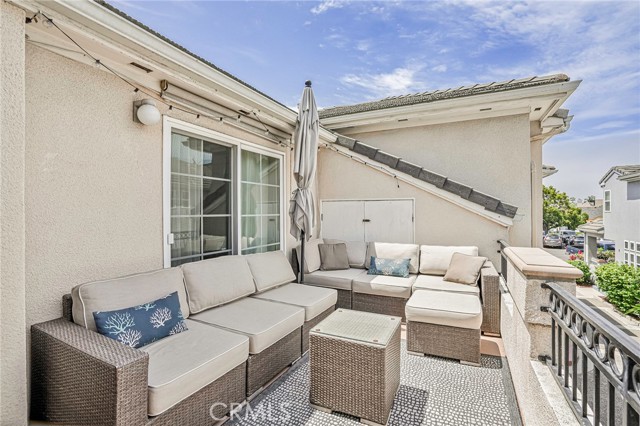 Detail Gallery Image 13 of 36 For 1034 Isabella Ave, Coronado,  CA 92118 - 6 Beds | 5/1 Baths