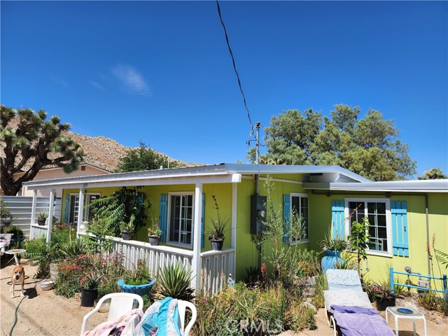 Detail Gallery Image 1 of 24 For 6959 Pawnee Ave, Yucca Valley,  CA 92284 - 2 Beds | 1 Baths