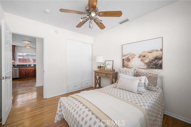 Detail Gallery Image 29 of 55 For 5530 E Mezzanine Way, Long Beach,  CA 90808 - 4 Beds | 3/1 Baths