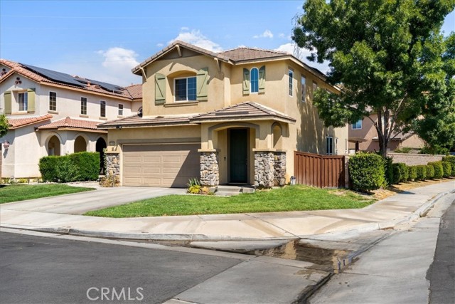 Detail Gallery Image 2 of 40 For 34194 Ogrady Ct, Beaumont,  CA 92223 - 5 Beds | 2/1 Baths