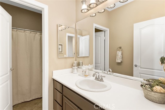 Detail Gallery Image 15 of 48 For 33741 Mckenny, Yucaipa,  CA 92399 - 5 Beds | 4 Baths