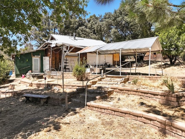 46467 Bissett Station Road, Oakhurst CA: https://media.crmls.org/medias/3173e16e-88ec-45f7-94e3-997518ec3e72.jpg