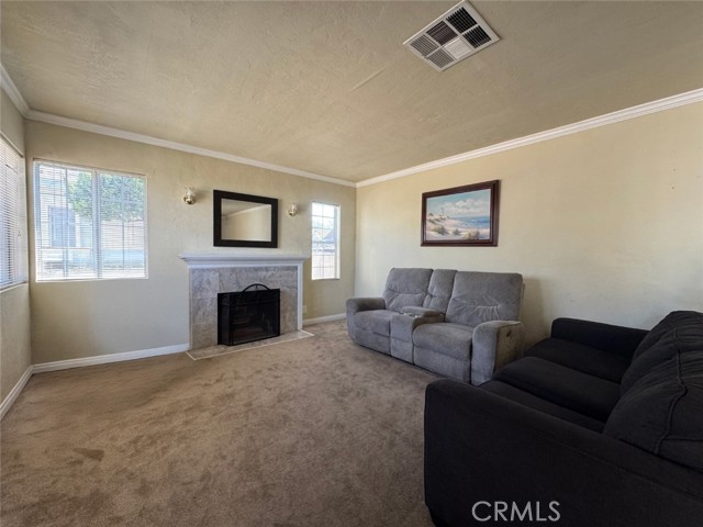 11050 Keswick Street, Sun Valley CA: https://media.crmls.org/medias/31743474-6ff3-4966-8e9a-31d7f2bd1395.jpg