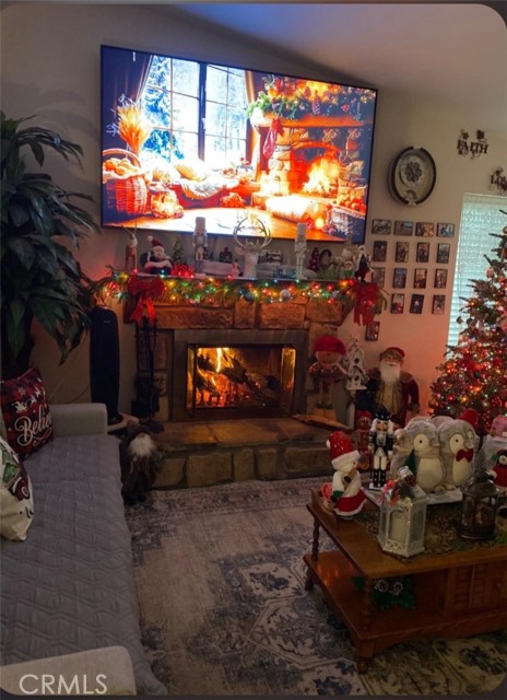 14534 Parkwood Court, Moreno Valley CA: https://media.crmls.org/medias/31746c5b-0cd8-44dc-b41a-a76c04f4e9a5.jpg