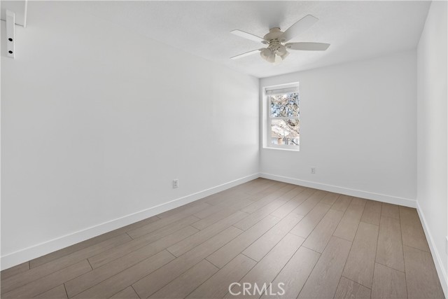 Detail Gallery Image 30 of 42 For 26921 Terri Dr, Canyon Country,  CA 91351 - 3 Beds | 2/1 Baths