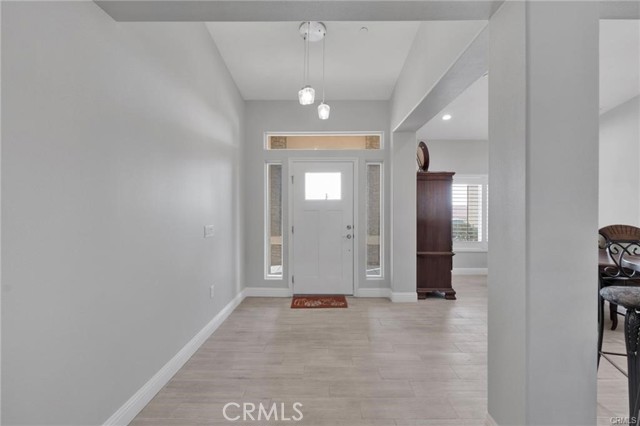 Detail Gallery Image 2 of 22 For 18950 Pachappa Rd, Apple Valley,  CA 92307 - 4 Beds | 3/1 Baths