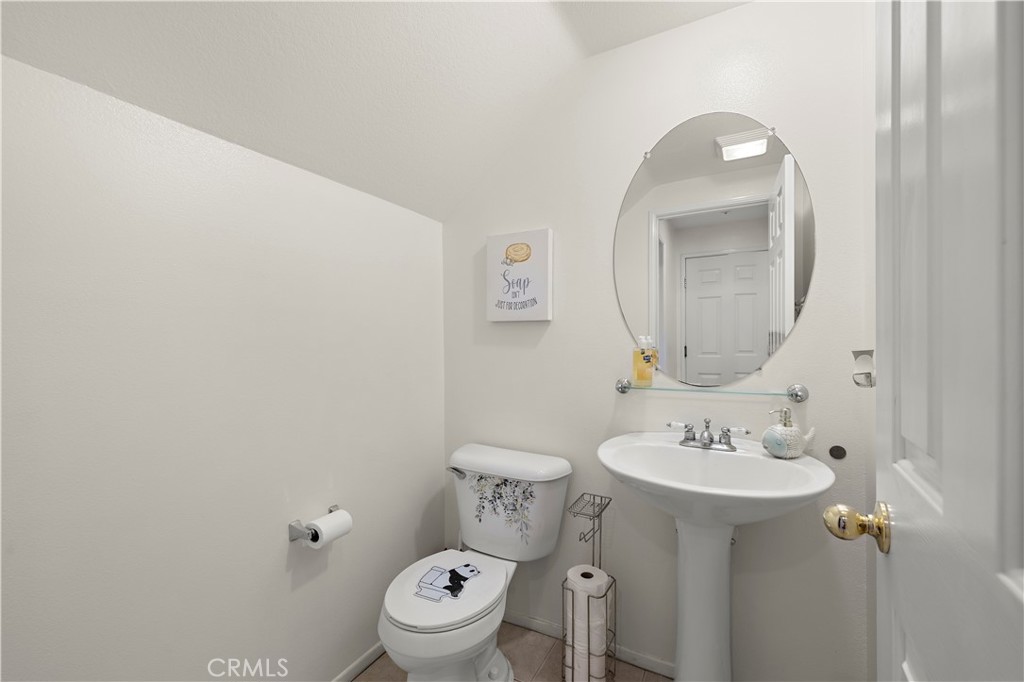 https://media.crmls.org/medias/3174dd35-9664-4dc7-b61c-5dae61037728.jpg?preset=X-Large
