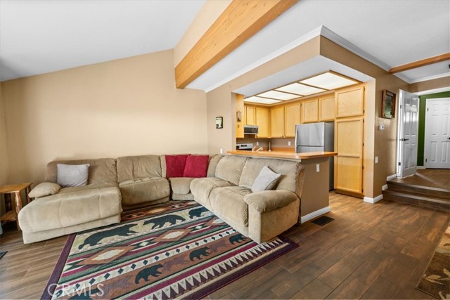 Detail Gallery Image 12 of 28 For 799 Cienega Rd, Big Bear Lake,  CA 92315 - 3 Beds | 2 Baths
