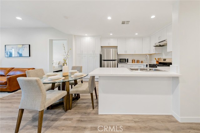 419 N Chandler Avenue, Monterey Park CA: https://media.crmls.org/medias/31757201-7f1a-42dc-9eb0-23cc9ec06bf1.jpg
