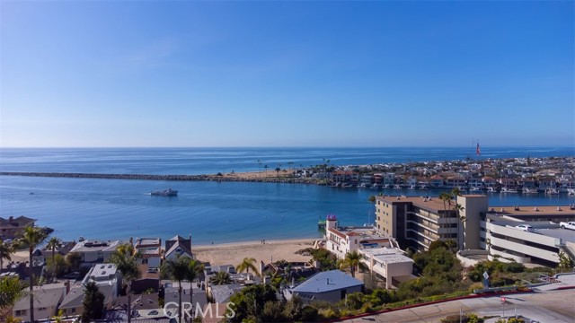 2614 Ocean Boulevard, Corona del Mar CA: https://media.crmls.org/medias/3175d594-05d3-46da-8997-4a4f3efae297.jpg