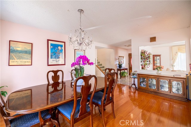 4296 Avenida Amelgado, Thousand Oaks CA: https://media.crmls.org/medias/317670e4-5b90-49e1-a433-b4d86ea9521e.jpg