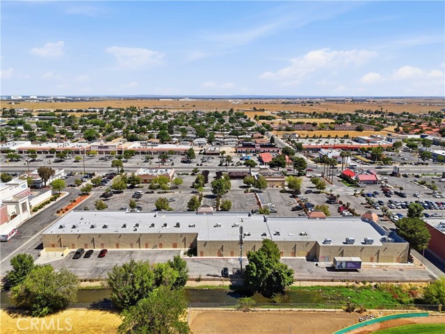  Commercial for Sale in Palmdale, California