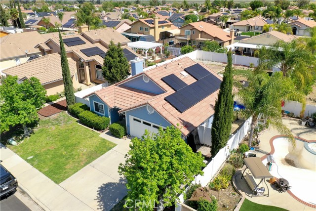 19450 Sweetwood Lane, Lake Elsinore CA: https://media.crmls.org/medias/3177f67b-fc66-4c60-86b1-c01719fd9a76.jpg