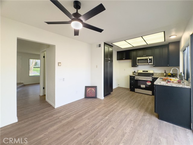 Detail Gallery Image 8 of 48 For 1663 Gatewood Ct, Brea,  CA 92821 - 3 Beds | 2/1 Baths